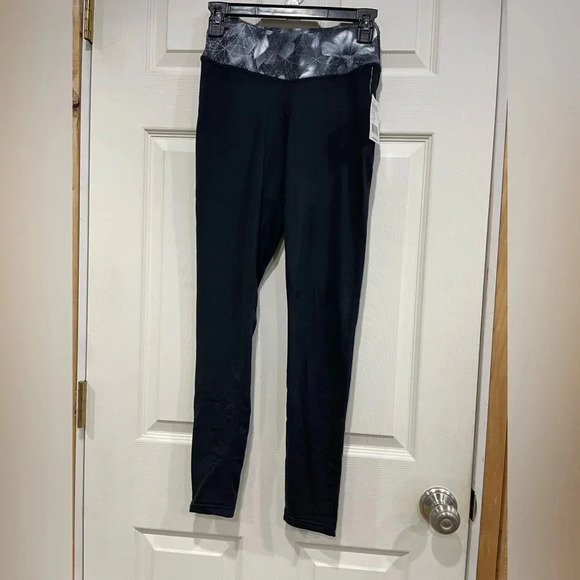 NWT Obermeyer XS Anni Sport Tights XS 75wt Baselayer Black Pattern Leggings - Picture 1 of 8